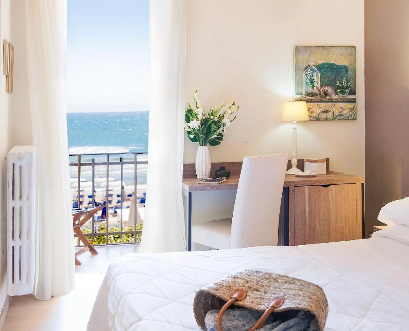 **  Hotel Tina Diano Marina Italia