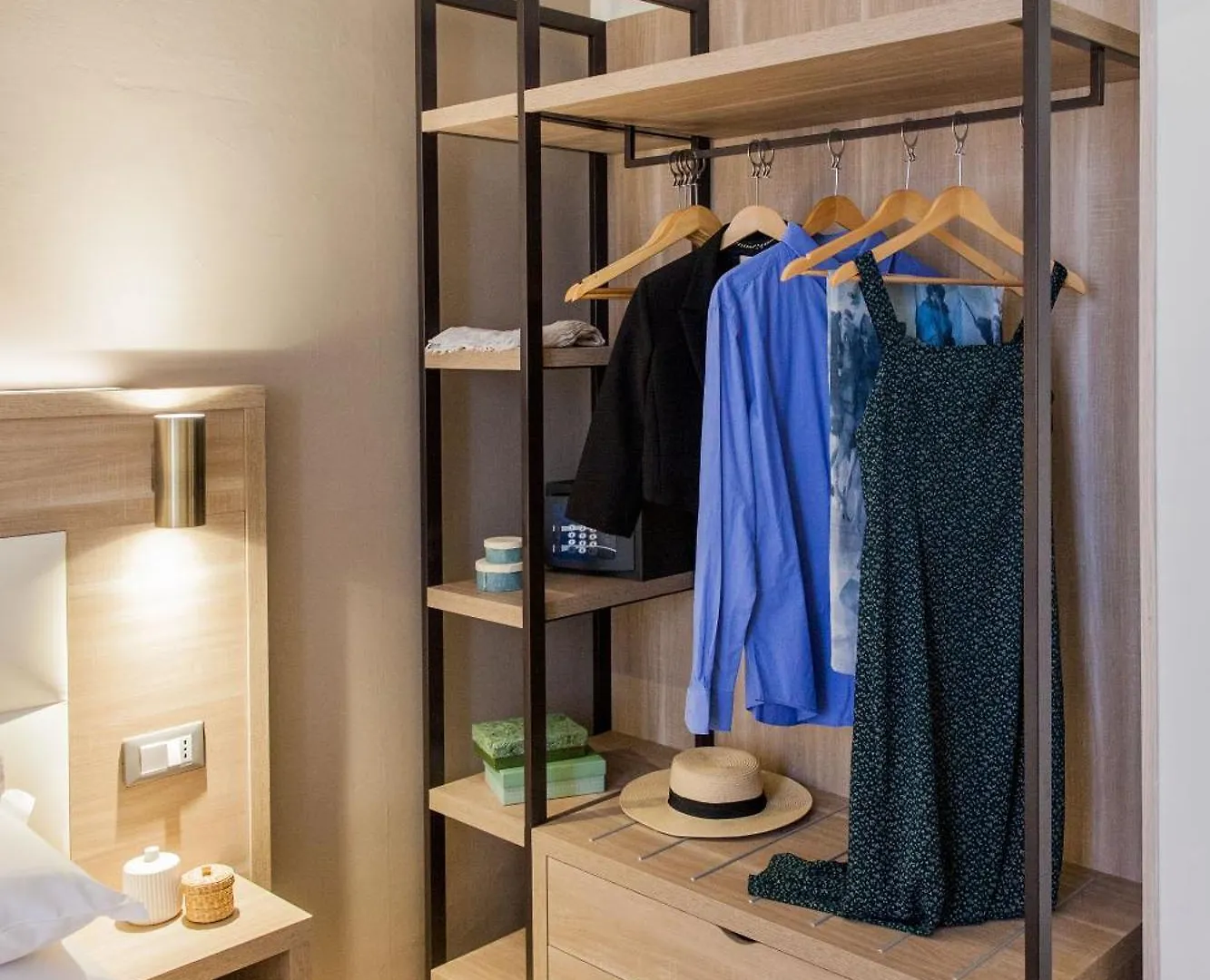 Hotel Tina Diano Marina
