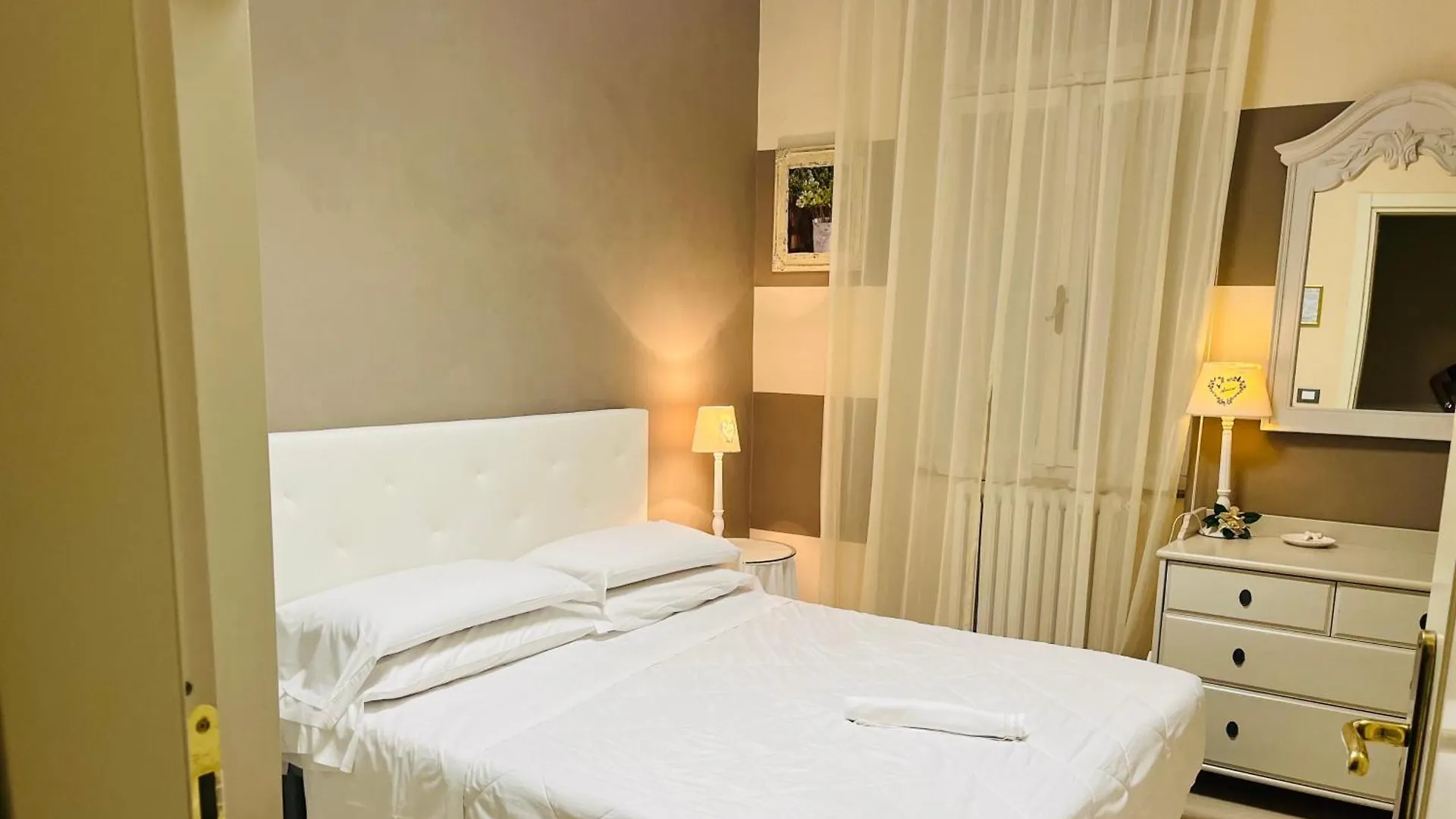 Hotel Tina Diano Marina Italy