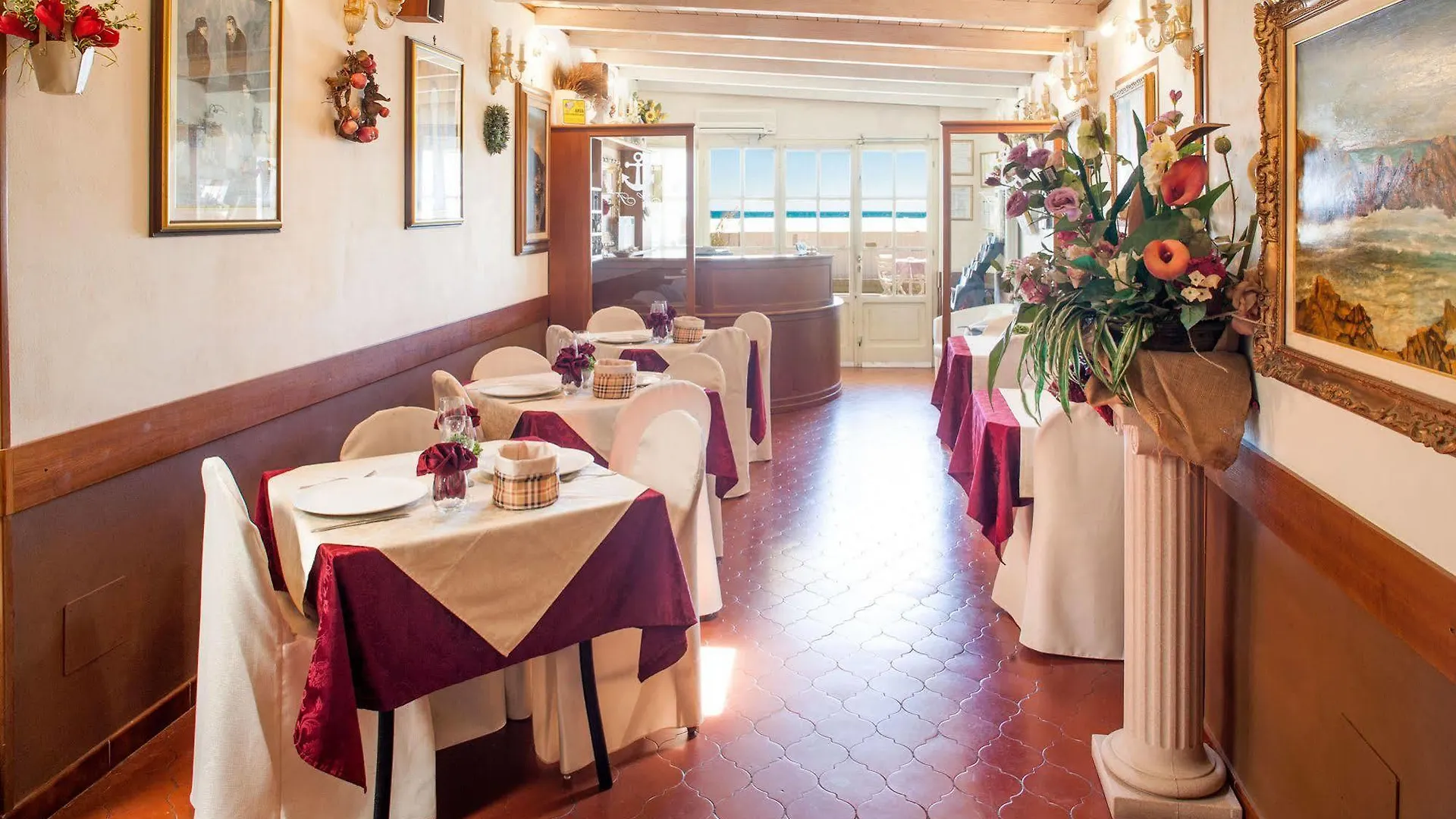 Hotel Tina Diano Marina
